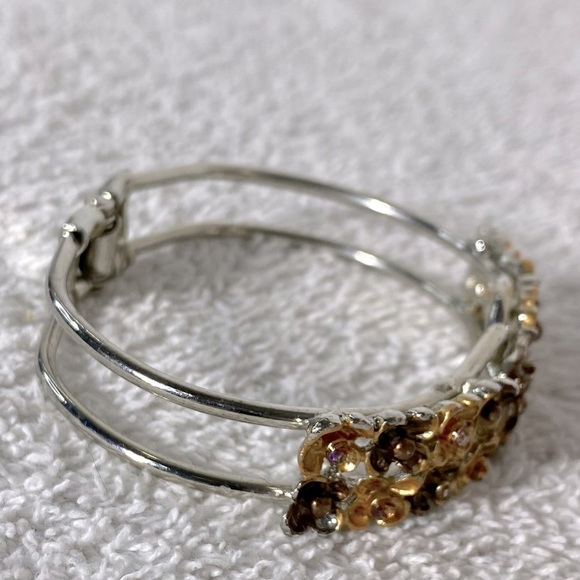 Vintage Floral Gold & Brown Tone Metal Bracelet - Picture 11 of 12